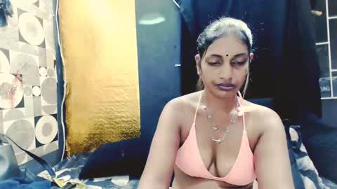 indianhoneyx online show from 02/09/26, 06:34