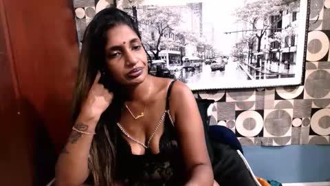 indianhoneyx online show from 03/11/26, 07:31