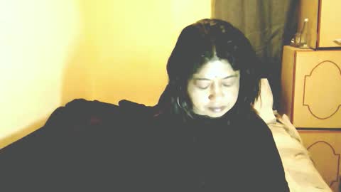 indianpleasures21 online show from 04/13/26, 01:33