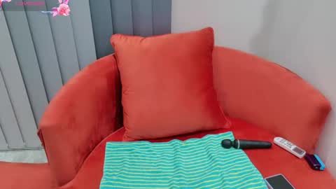 Yazmin online show from 05/23/26, 12:38