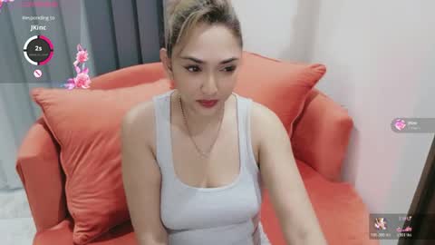 Yazmin online show from 05/25/26, 03:18