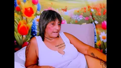 indianroxy27 online show from 02/04/26, 07:09