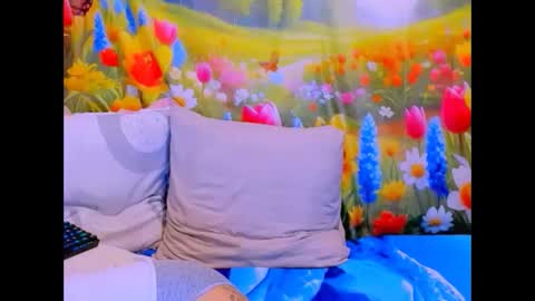 indianroxy27 online show from 03/24/26, 04:17