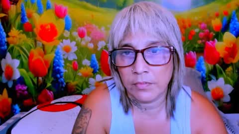 Snapshot of indianroxy27 chatting on 07/11/26, 08:00 indianroxy27 online show from 07/11/26, 08:00