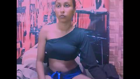 indiansexybutt4u2luv online show from 01/11/26, 06:51