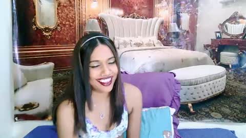 Snapshot of indianskies chatting on 07/10/26, 05:59 Sky online show from 07/10/26, 05:59