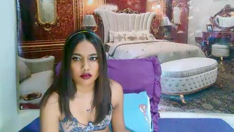 Snapshot of indianskies chatting on 07/19/26, 05:27 Sky online show from 07/19/26, 05:27
