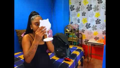 Snapshot of indiansumaya chatting on 09/22/25, 06:04 indiansumaya online show from 09/22/25, 06:04