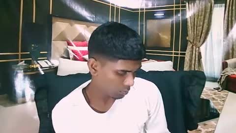 Snapshot of indianthuggin chatting on 06/20/26, 01:09 BabyFace online show from 06/20/26, 01:09