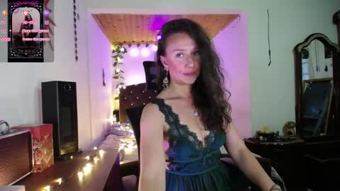 Indigo Wild  online show from 09/30/25, 10:26