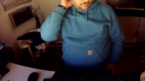 Snapshot of indigolvr chatting on 12/09/24, 01:18 BroLOU online show from 12/09/24, 01:18