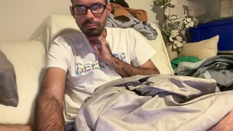 Snapshot of indiscriminator chatting on 12/23/24, 04:55 just1dude online show from 12/23/24, 04:55