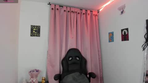 Diana online show from 01/11/26, 03:22