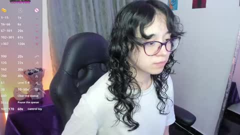 Snapshot of indra_cam chatting on 05/07/26, 06:19 Diana online show from 05/07/26, 06:19