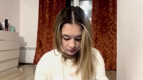 Ines online show from 02/07/26, 05:27