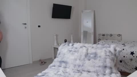 InesNova online show from 04/07/26, 04:57