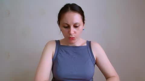 Inessa online show from 05/20/26, 01:06
