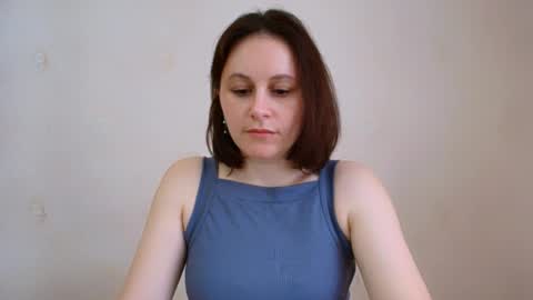Inessa online show from 05/24/26, 09:47