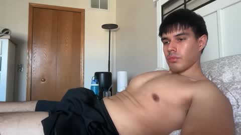 Lucas online show from 11/18/25, 07:07