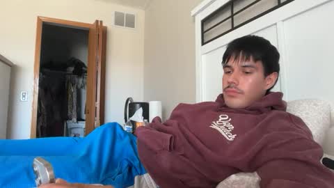 Lucas online show from 04/10/26, 08:02