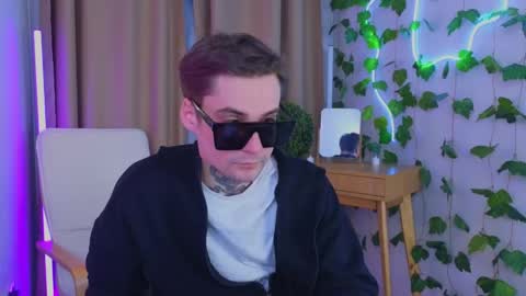 Snapshot of inferno_lust chatting on 04/15/26, 02:18 Jack online show from 04/15/26, 02:18