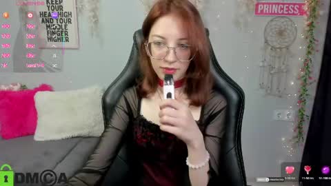 Snapshot of inferno_mia chatting on 05/31/26, 12:34 Mia online show from 05/31/26, 12:34
