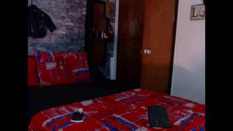 MOLLY online show from 12/03/25, 04:09