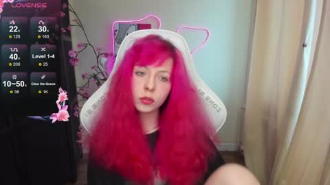 Snapshot of infernokitten chatting on 04/15/26, 01:12 Ilona online show from 04/15/26, 01:12