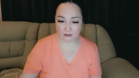 Snapshot of infinity_loveliness chatting on 11/25/25, 07:52 Infinity online show from 11/25/25, 07:52