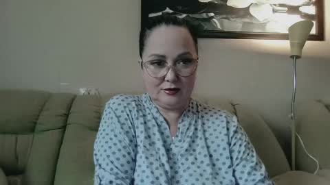 Snapshot of infinity_loveliness chatting on 06/06/26, 05:56 Infinity online show from 06/06/26, 05:56