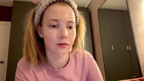 Snapshot of infinitysoul_ chatting on 12/31/24, 01:52 Alexa.. Inst Fansly infinitysoul online show from 12/31/24, 01:52