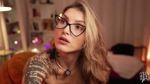 MAL ---  online show from 02/21/26, 08:21