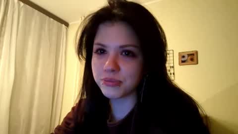 Mia online show from 03/07/26, 03:20