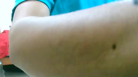 Snapshot of ingloriousuncut chatting on 12/15/24, 10:26 Inglorious Hairy Uncut online show from 12/15/24, 10:26