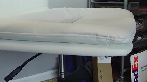 Hanging Out online show from 12/14/24, 07:57