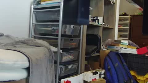 Hanging Out online show from 01/26/25, 02:52