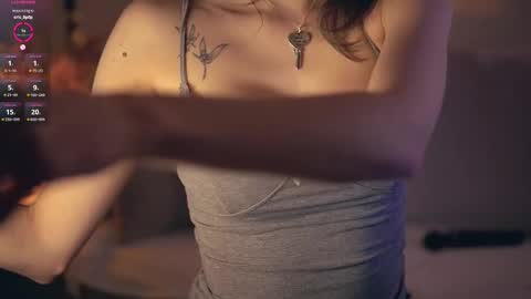 Im Senise Welcome to my room My instagram  online show from 02/22/25, 05:34