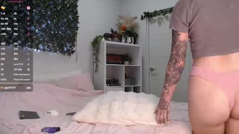 Snapshot of inkedangelofficial chatting on 02/09/26, 11:42 Inkedangelofficial online show from 02/09/26, 11:42