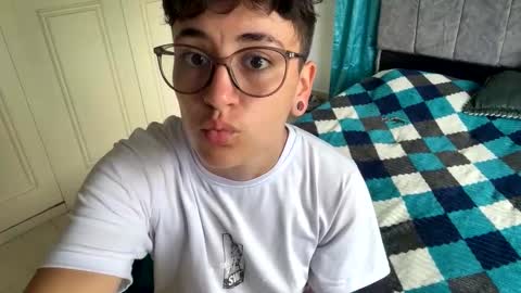 lyan onlyfans n linda online show from 05/13/26, 04:37