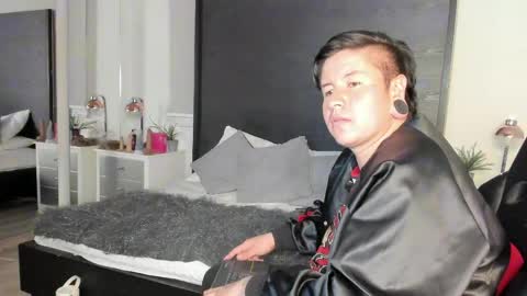 Snapshot of inkedsinners_ chatting on 05/17/26, 11:23 inkedsinners_ online show from 05/17/26, 11:23