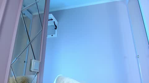 Lina online show from 02/17/25, 05:21