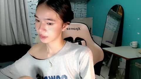 Snapshot of innocent_reign69 chatting on 05/08/26, 11:32 Reign online show from 05/08/26, 11:32