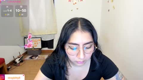 Luna        online show from 03/12/26, 08:15