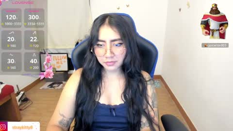 Luna        online show from 04/09/26, 11:32