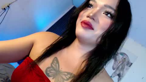 Snapshot of innocentcock69_britney chatting on 03/22/26, 11:30 Britney online show from 03/22/26, 11:30