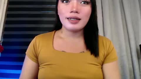 Snapshot of innocentcock69_britney chatting on 03/29/26, 08:36 Britney online show from 03/29/26, 08:36