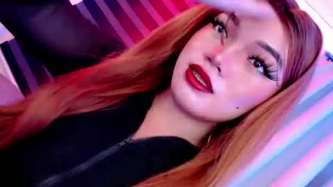 Snapshot of innocentcock69_britney chatting on 04/13/26, 08:31 Britney online show from 04/13/26, 08:31