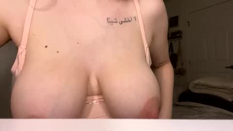 innocentjade1 online show from 05/20/26, 01:06