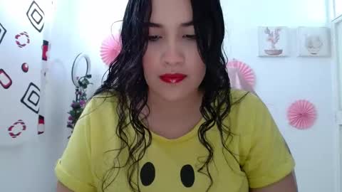 Snapshot of inocentheaven chatting on 11/06/25, 01:23 Celeste online show from 11/06/25, 01:23