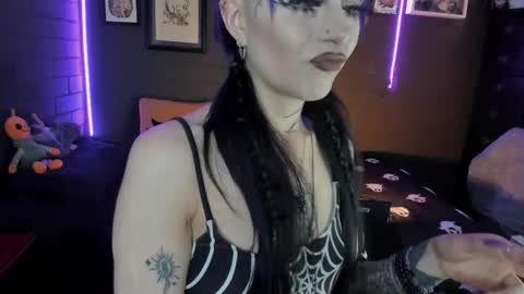   SANIA  online show from 09/17/25, 05:14